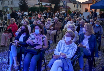 Aga Skup i przyjaciele - IV Letni Festiwal pod muralem
