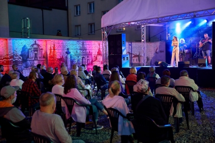 Aga Skup i przyjaciele - IV Letni Festiwal pod muralem