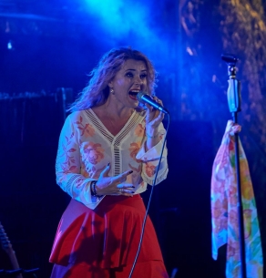 Kardamon na scenie IV Letniego Festiwalu pod muralem