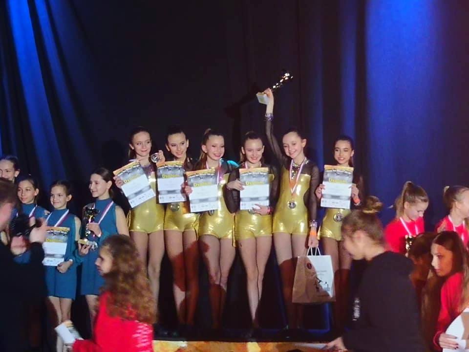 2 złote medale i Grand Prix dla Formacji Tanecznej Caro Dance