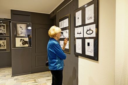 "Świat. Rysunek światła" - wystawa Andrzeja Bakiery w Galerii Teatralnej
