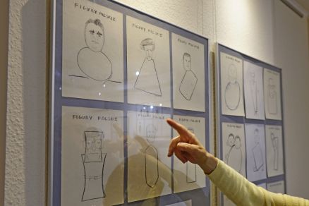"Świat. Rysunek światła" - wystawa Andrzeja Bakiery w Galerii Teatralnej