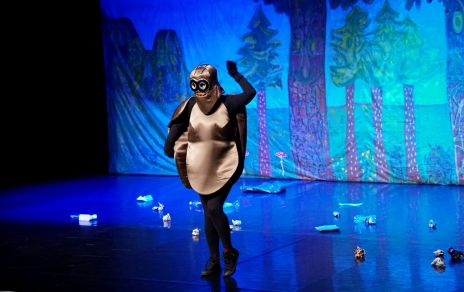 Spektakl "Król lasu" w ramach Teatralnych Spotkań pod muralem
