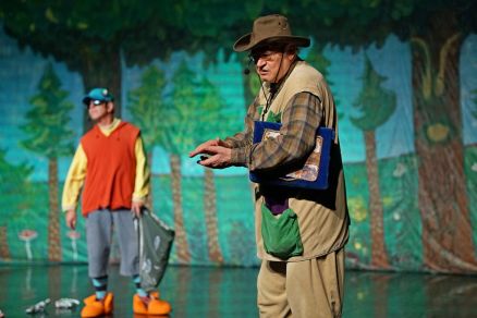 Spektakl "Król lasu" w ramach Teatralnych Spotkań pod muralem