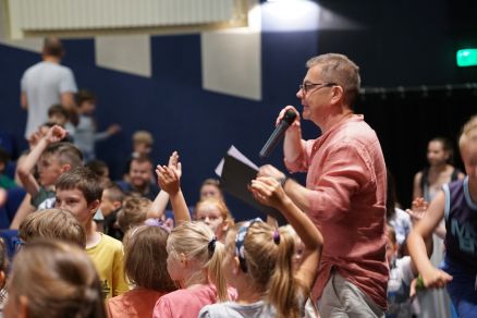 Spektakl "Król lasu" w ramach Teatralnych Spotkań pod muralem