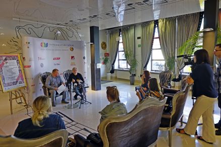 Konferencja prasowa poświęcona XI OFT "Sztuka plus Komercja"