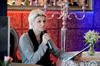 Wieczór poezji Barbary Maksymiuk i Agnieszki Zdanowskiej pt. "Wciśnięta w świat"