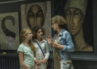 Wernisaż prac malarskich Izy Staręgi w Galerii Teatralnej