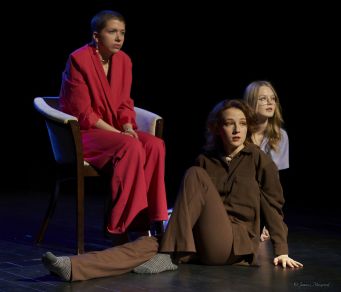 Premierowy pokaz spektaklu "thePRESSja" Studia Teatralnego im. J. Woszczerowicza