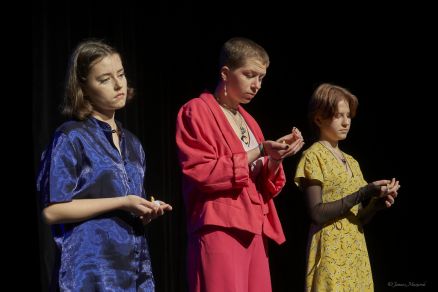 Premierowy pokaz spektaklu "thePRESSja" Studia Teatralnego im. J. Woszczerowicza