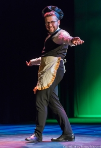 "Za co giniemy" - spektakl Teatru Es