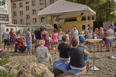 Spektakl "Mały Książe " w ramach Teatralnych Spotkań pod muralem