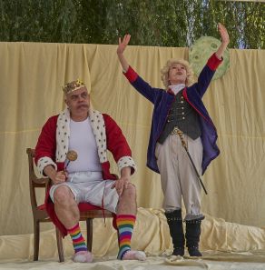Spektakl "Mały Książe " w ramach Teatralnych Spotkań pod muralem