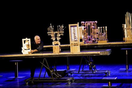 "Kobieta z wydm" - spektakl Adama Walnego w ramach projektu Teatr Polska