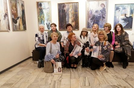 "Między malarstwem a teatrem" - Malarstwo Jadwigi Marii Jarosiewicz w Galerii Teatralnej CKiS