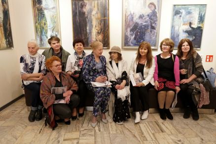 "Między malarstwem a teatrem" - Malarstwo Jadwigi Marii Jarosiewicz w Galerii Teatralnej CKiS