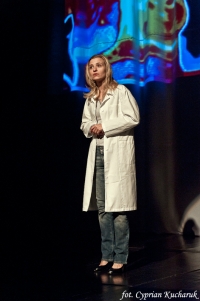 BARWY TEATRU - Spektakl "Jabłko"