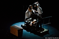 Spektakl "Iwona Księżniczka Burgunda" w wykonaniu aktorów Studia Teatralnego im. J. Woszczerowicza