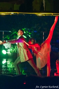 Spektakl „Romeo i Julia na wodzie” podczas VI Zamojskiego Festiwalu Kultury „ARTE, CULTURA, MUSICAE…”